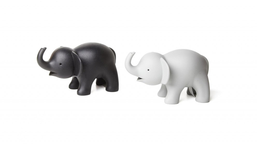 Qualy elephant tape dispenser and pin holder