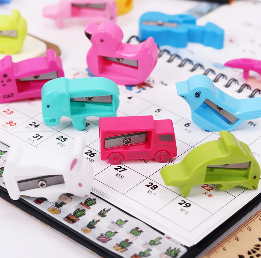 Cute animal shaped sharpeners (8 shapes)